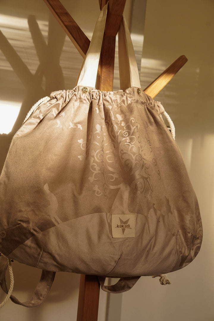 Mommy Bag Eleni im Wunderland