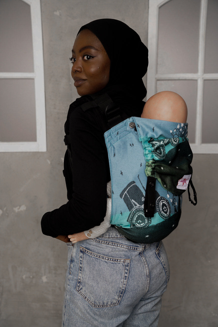 Babytrage Onbu Jackys Bauernhof