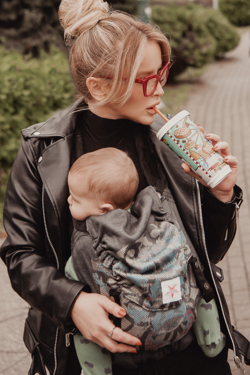 Babytrage TaiTai Löwin Alexandra